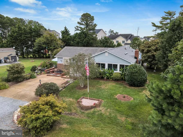 $399,900 | 30879 Maplewood Road, Ocean View, DE 19970