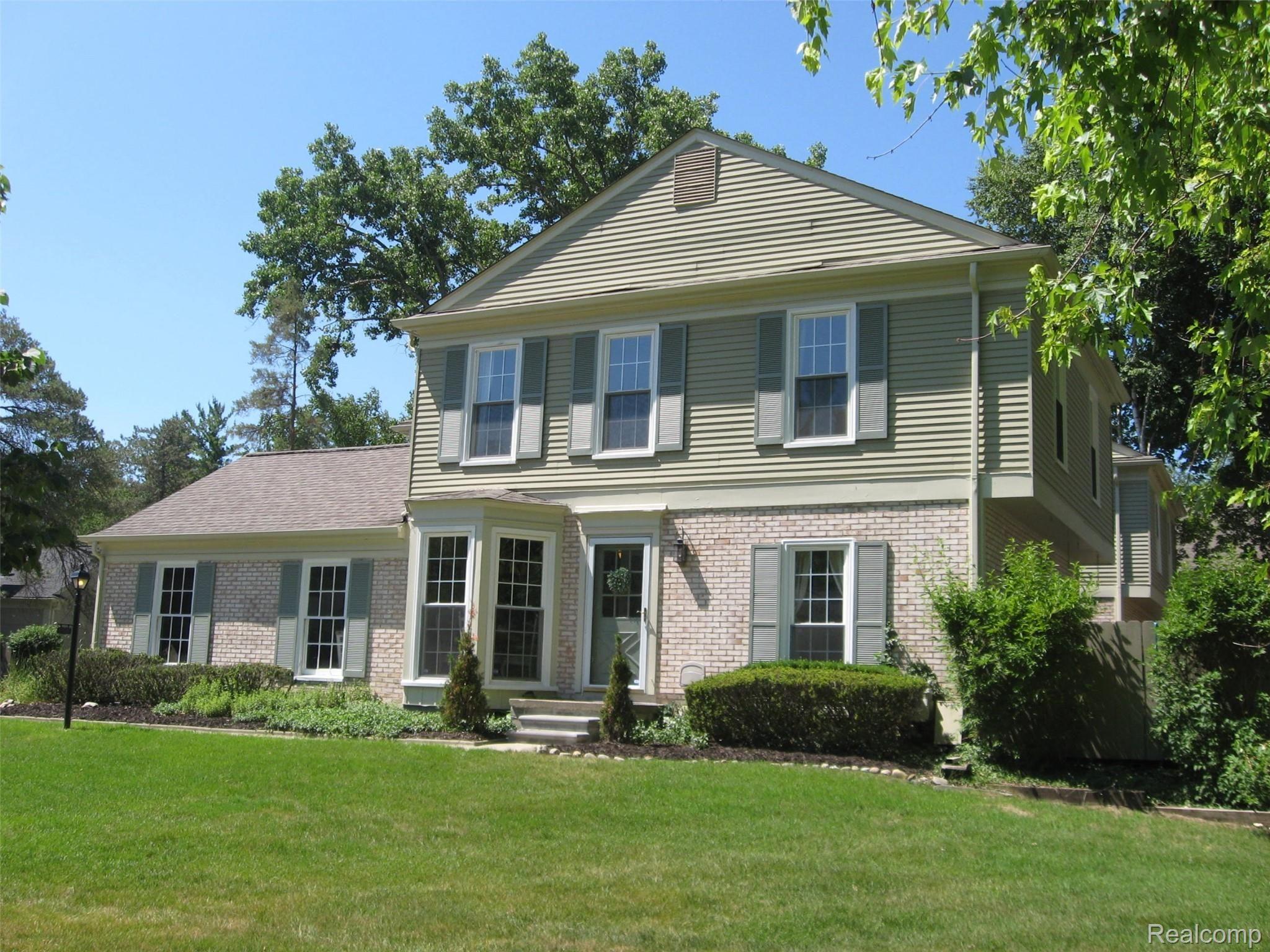1457 Lantern Lane Rochester, MI 48306 - Photo 1 of 24 New Frontal.JPG