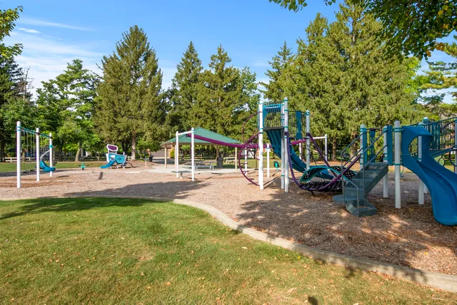 $524,900 | 14417 Country Club Lane, Orland Park, IL 60462