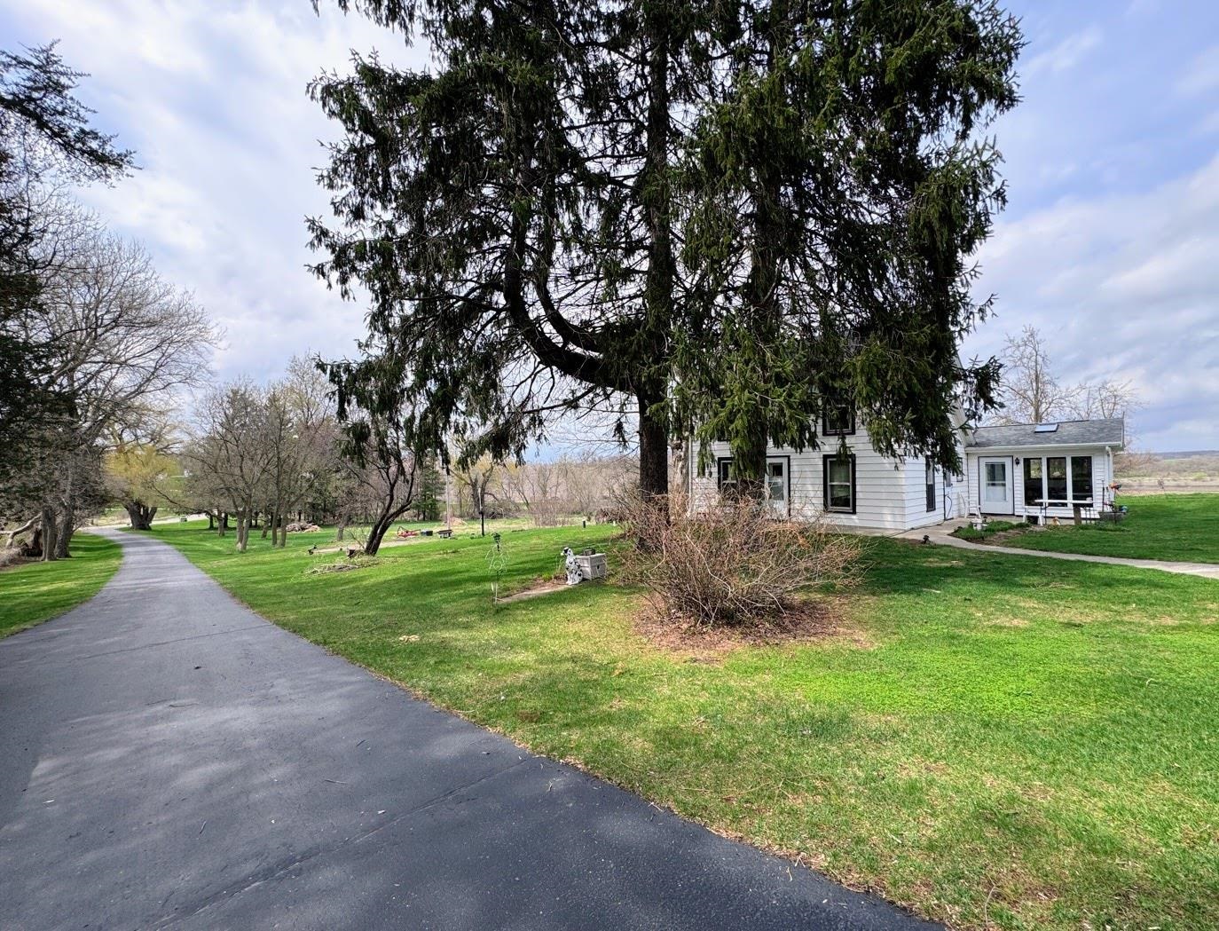 N3280 Meyers Road Monroe, WI 53566 - Photo 13 of 16