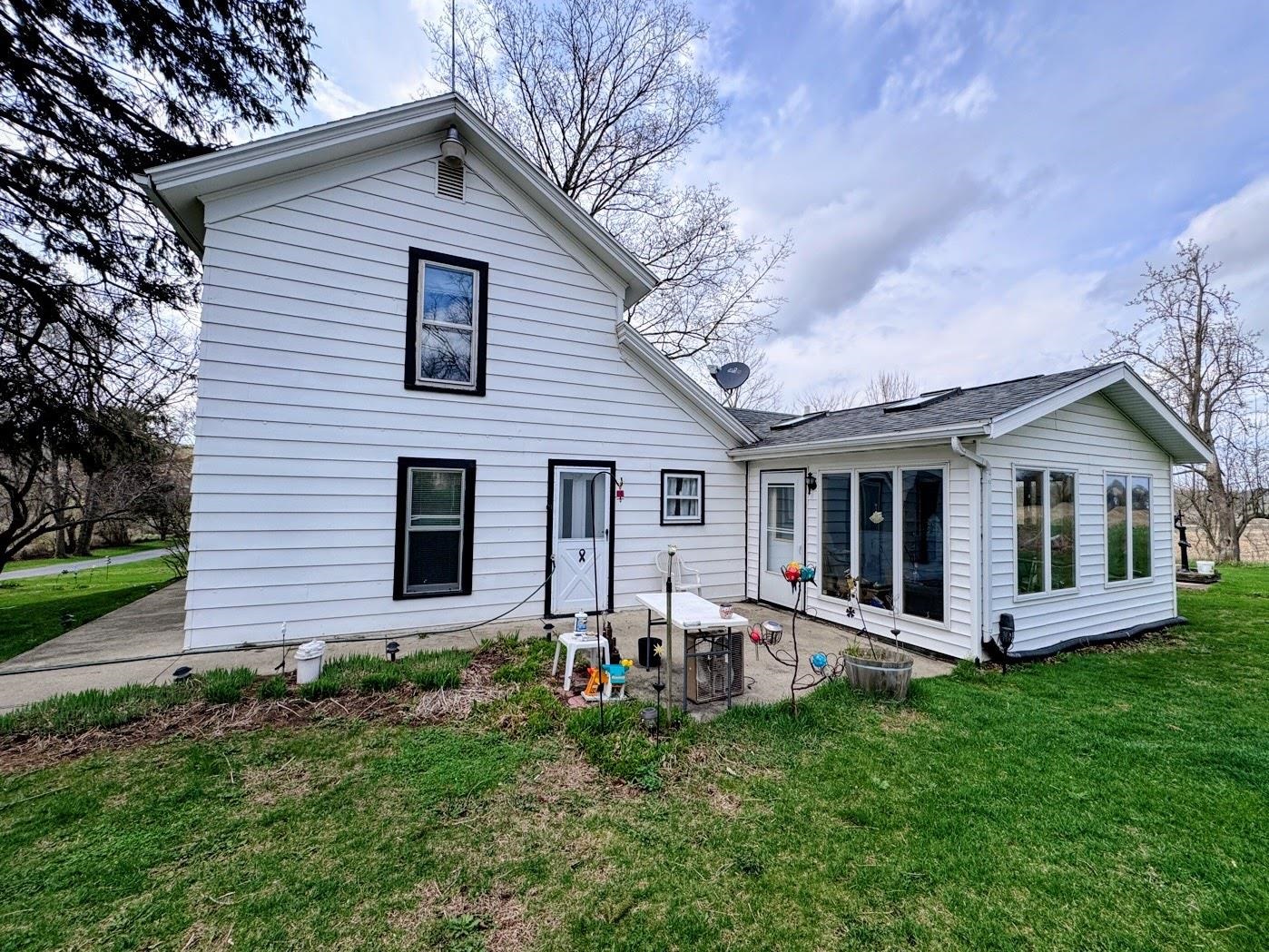 N3280 Meyers Road Monroe, WI 53566 - Photo 4 of 16