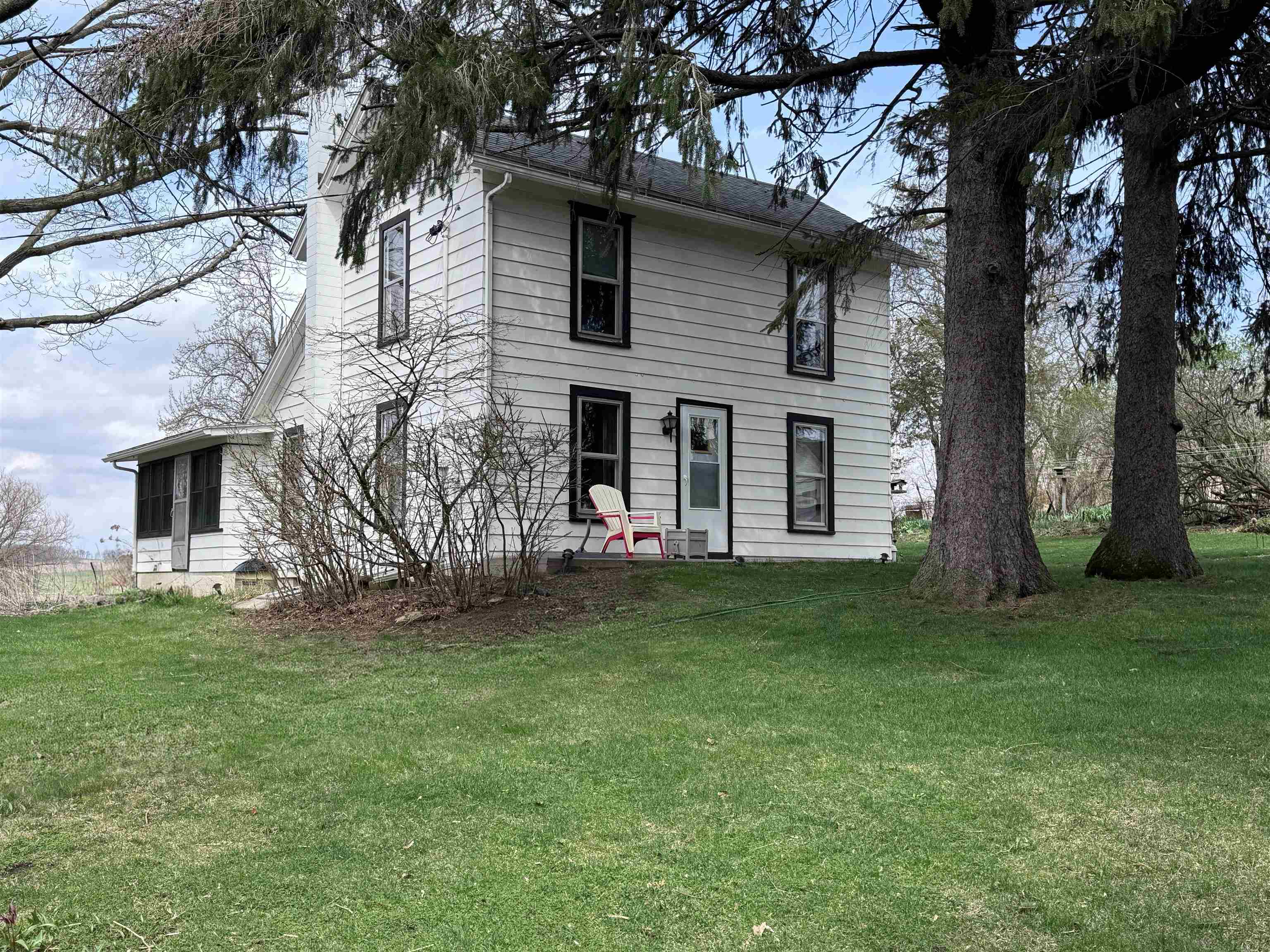 N3280 Meyers Road Monroe, WI 53566 - Photo 9 of 16