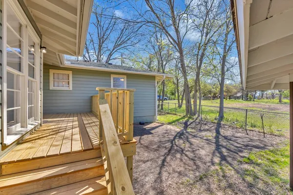 $349,900 | 1309 Sloan Street, Taylor, TX 76574