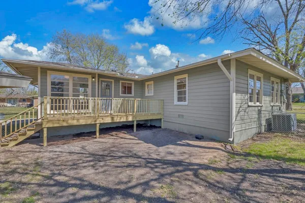 $349,900 | 1309 Sloan Street, Taylor, TX 76574