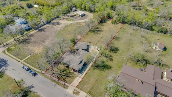 $349,900 | 1309 Sloan Street, Taylor, TX 76574