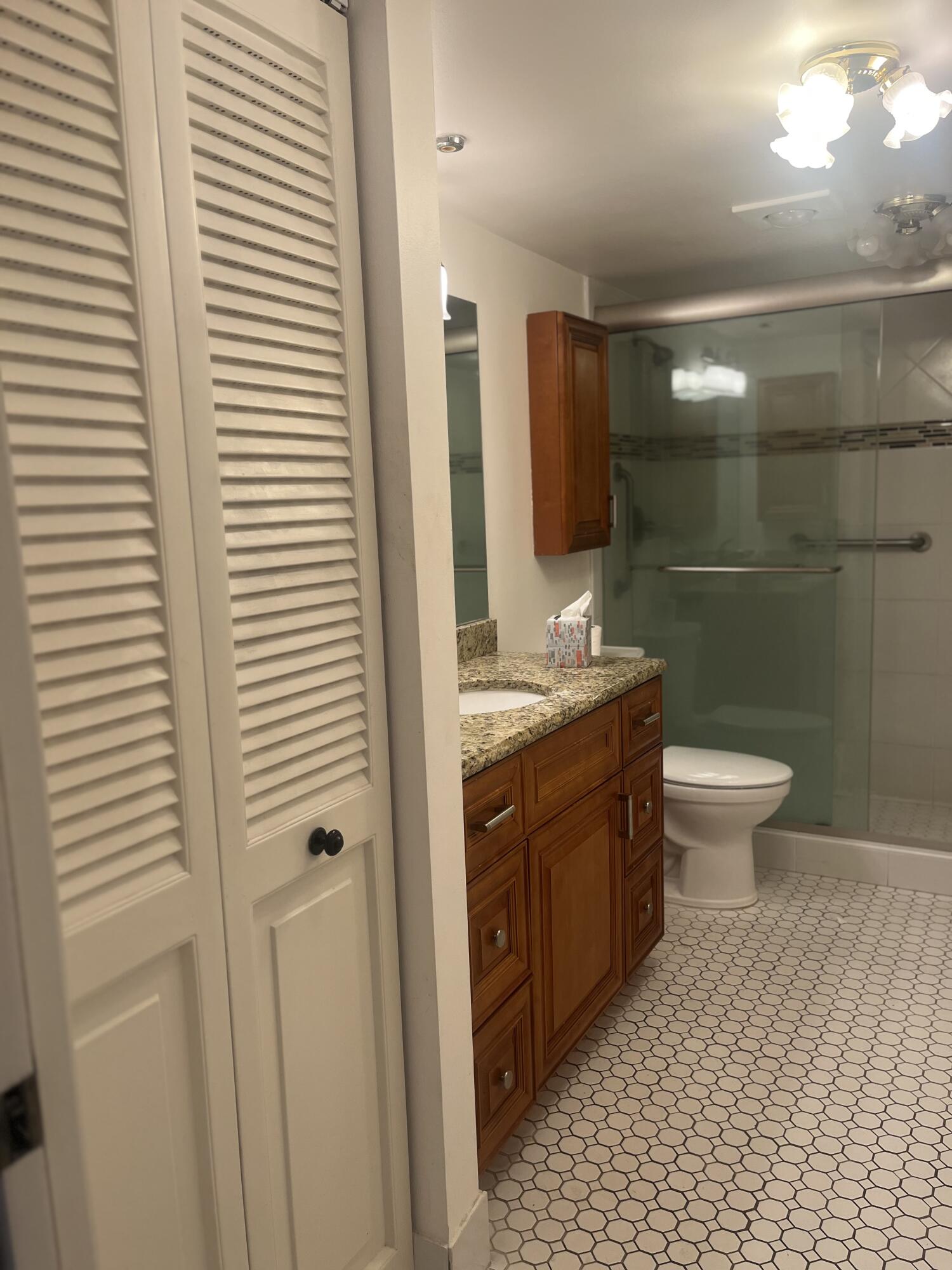 2029 Wolverton East Boca Raton, FL 33434 - Photo 12 of 17 2029 0004