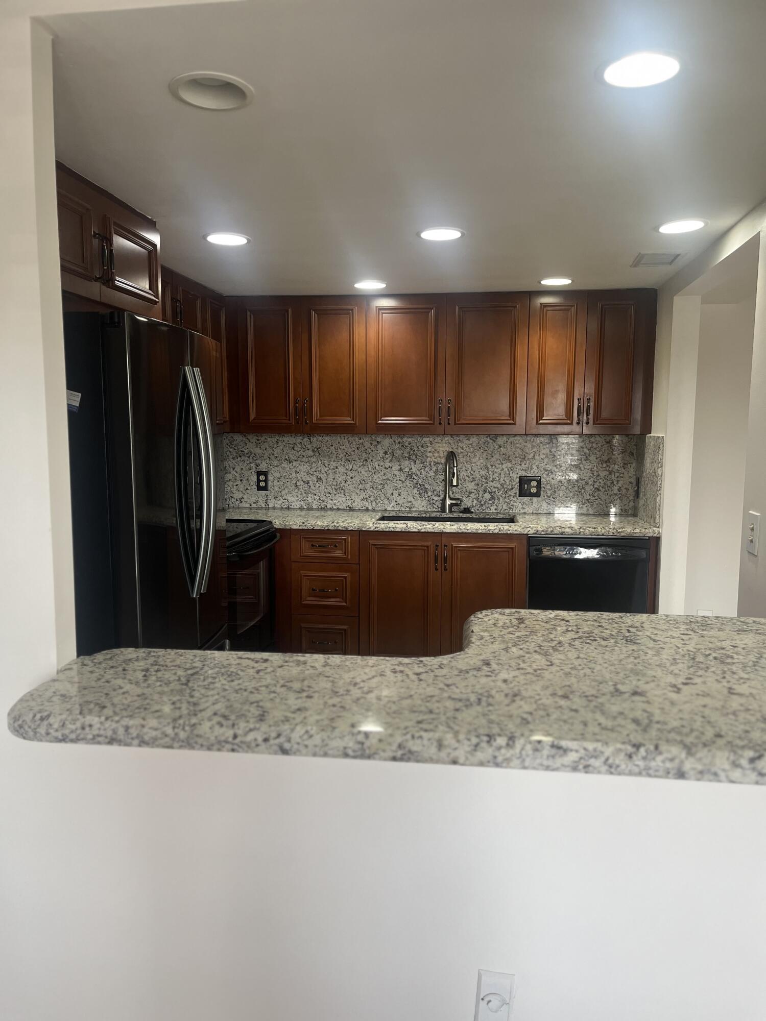2029 Wolverton East Boca Raton, FL 33434 - Photo 4 of 17 2029 00010