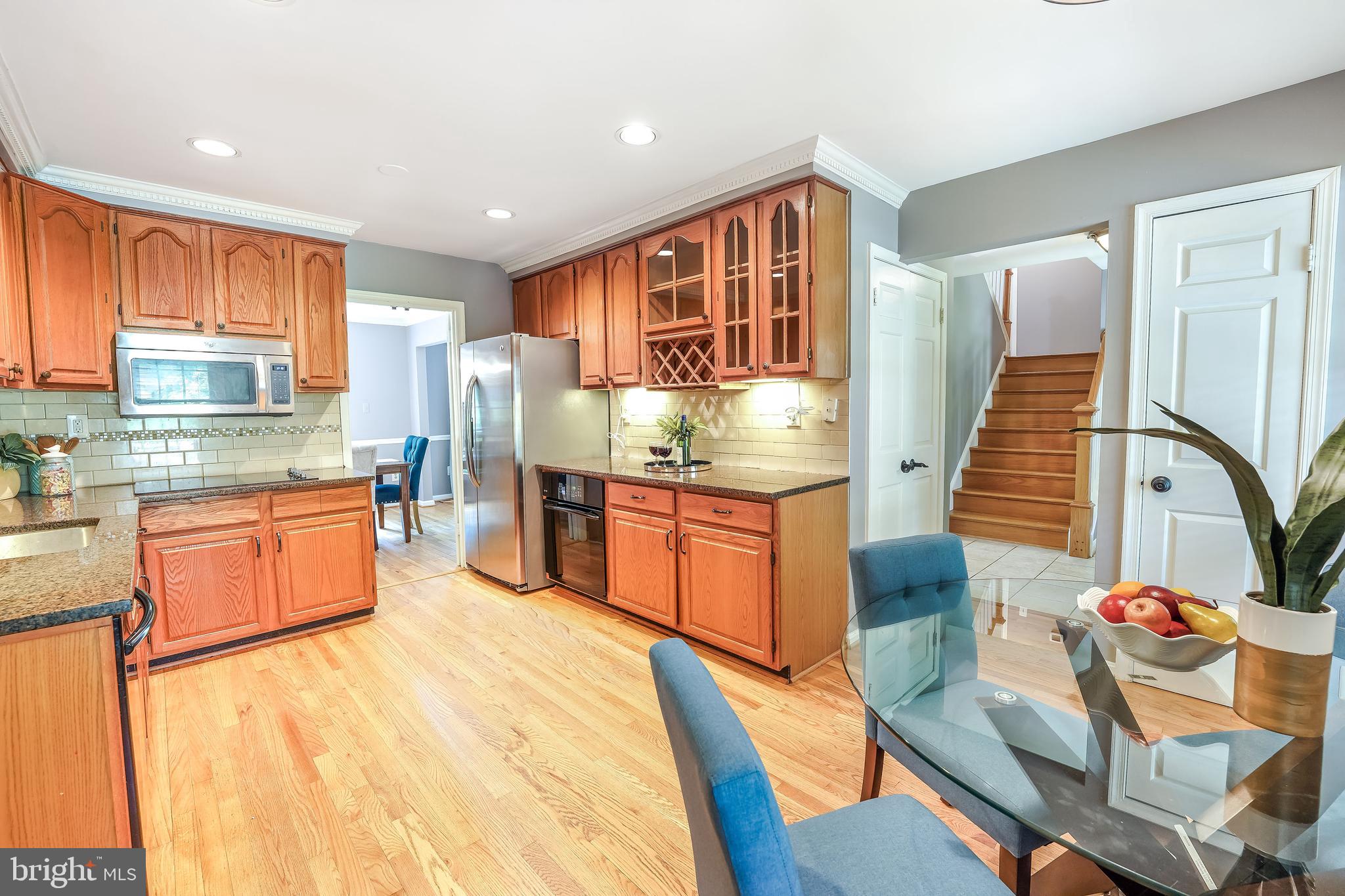 11825 Vale Road Oakton, VA 22124 - Photo 12 of 37 Gallery Image 12