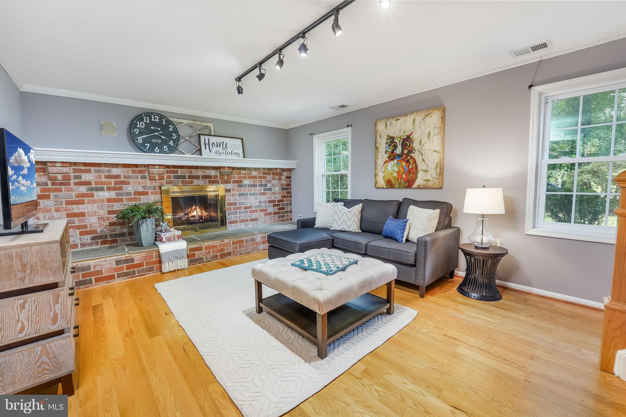 11825 Vale Road Oakton, VA 22124 - Photo 14 of 37 Gallery Image 14