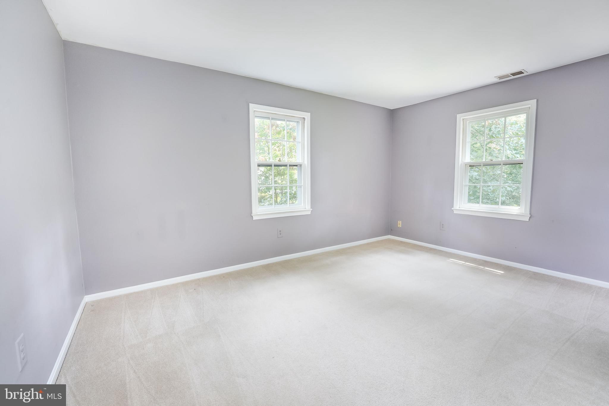 11825 Vale Road Oakton, VA 22124 - Photo 32 of 37 Gallery Image 32