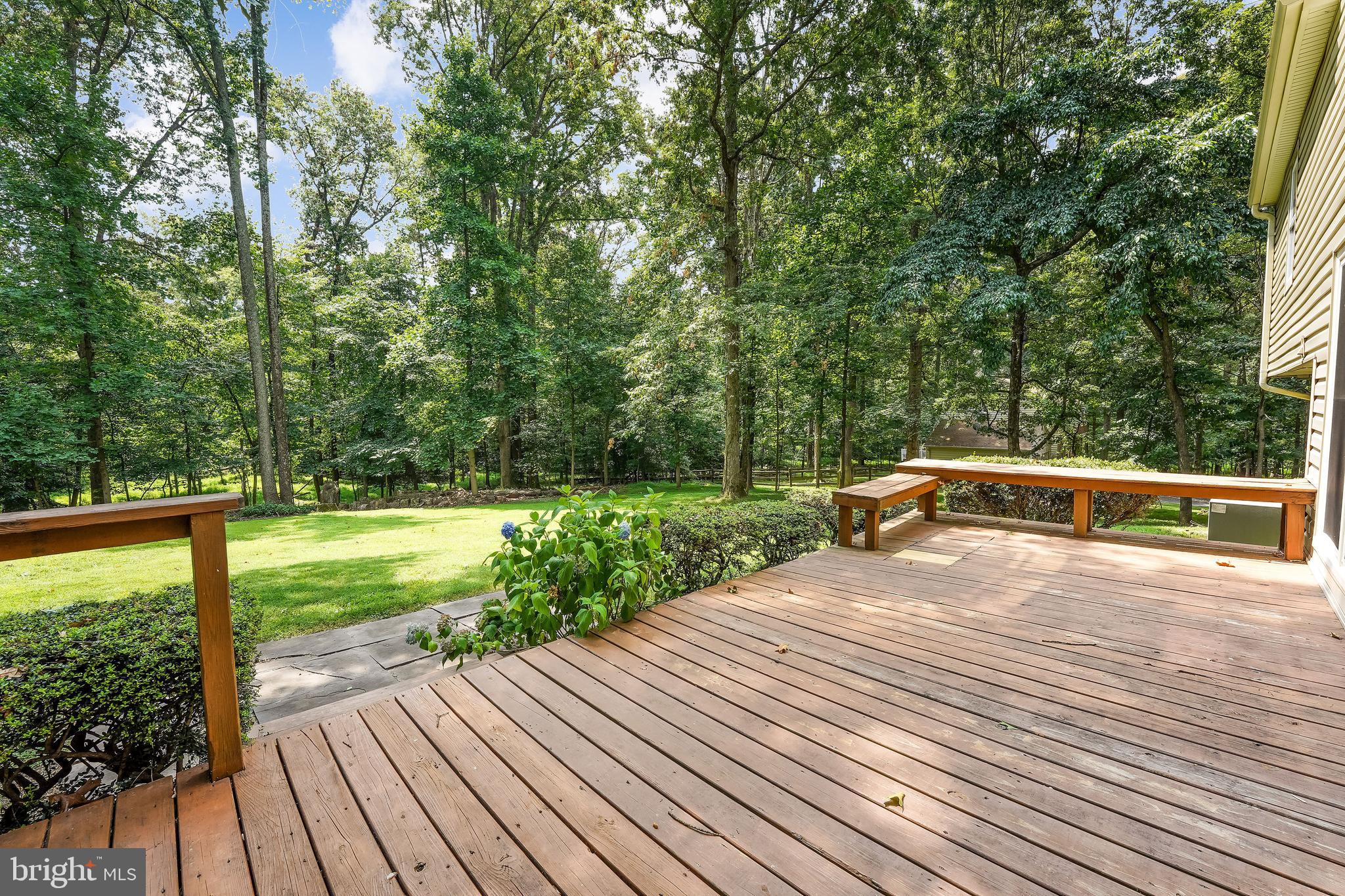 11825 Vale Road Oakton, VA 22124 - Photo 34 of 37 Gallery Image 34