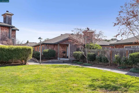 $599,000 | 405 Centre Court, Alameda, CA 94502