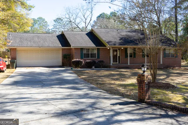 $295,000 | 115 Whispering Woods, Thomasville, GA 31757