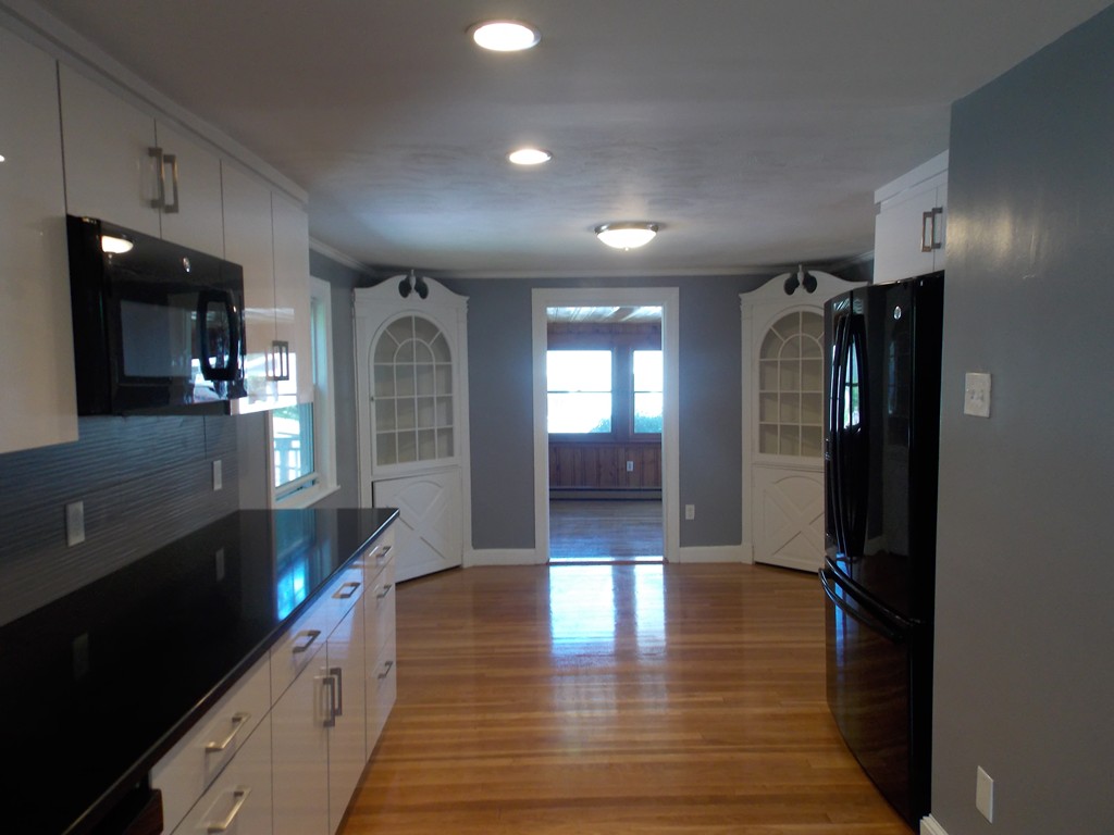 6 Wedgewood Road Boston, MA 02132 - Photo 3 of 14 Gallery Image 3