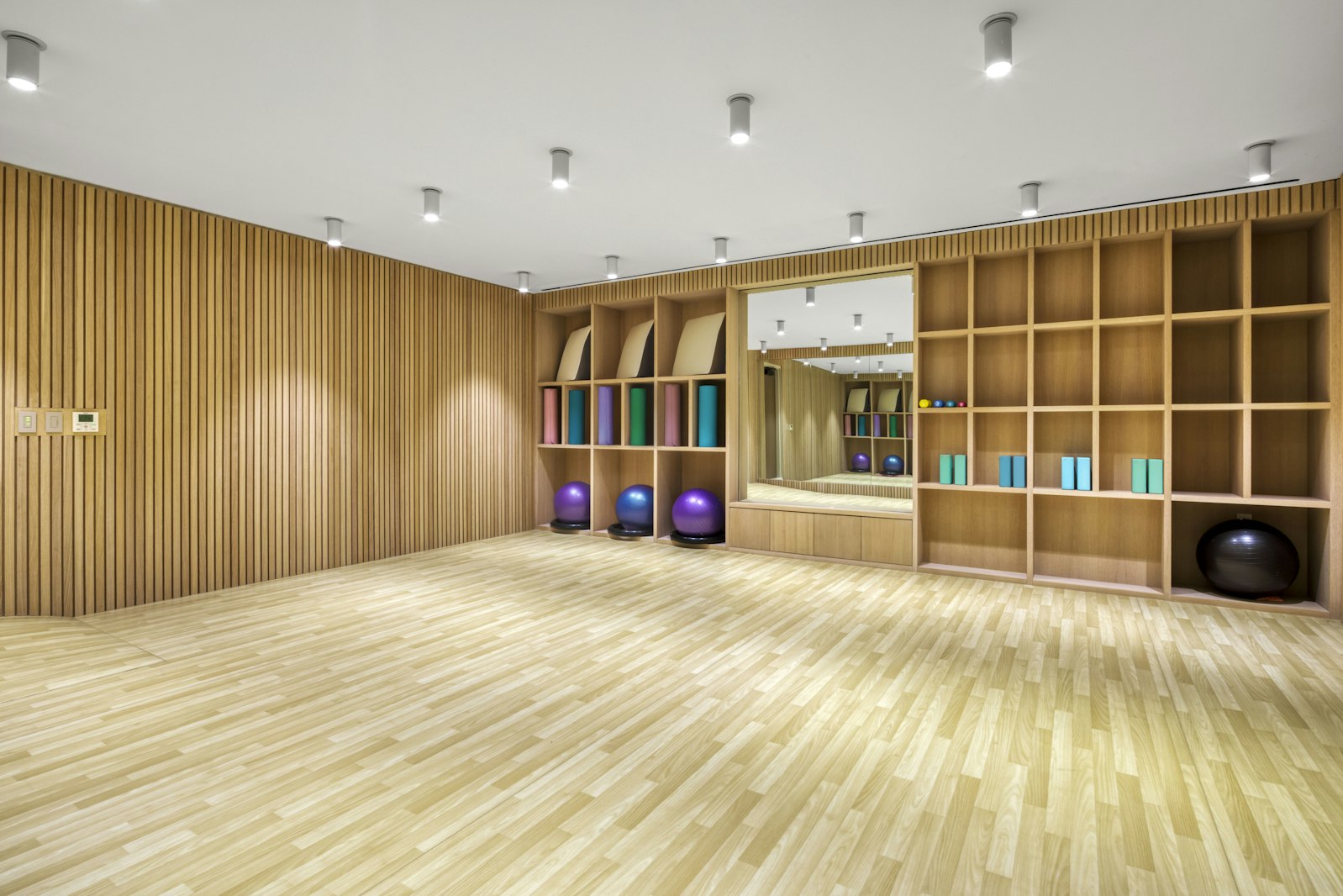 368 3rd Avenue, Unit 31A Manhattan, NY 10016 - Photo 35 of 40