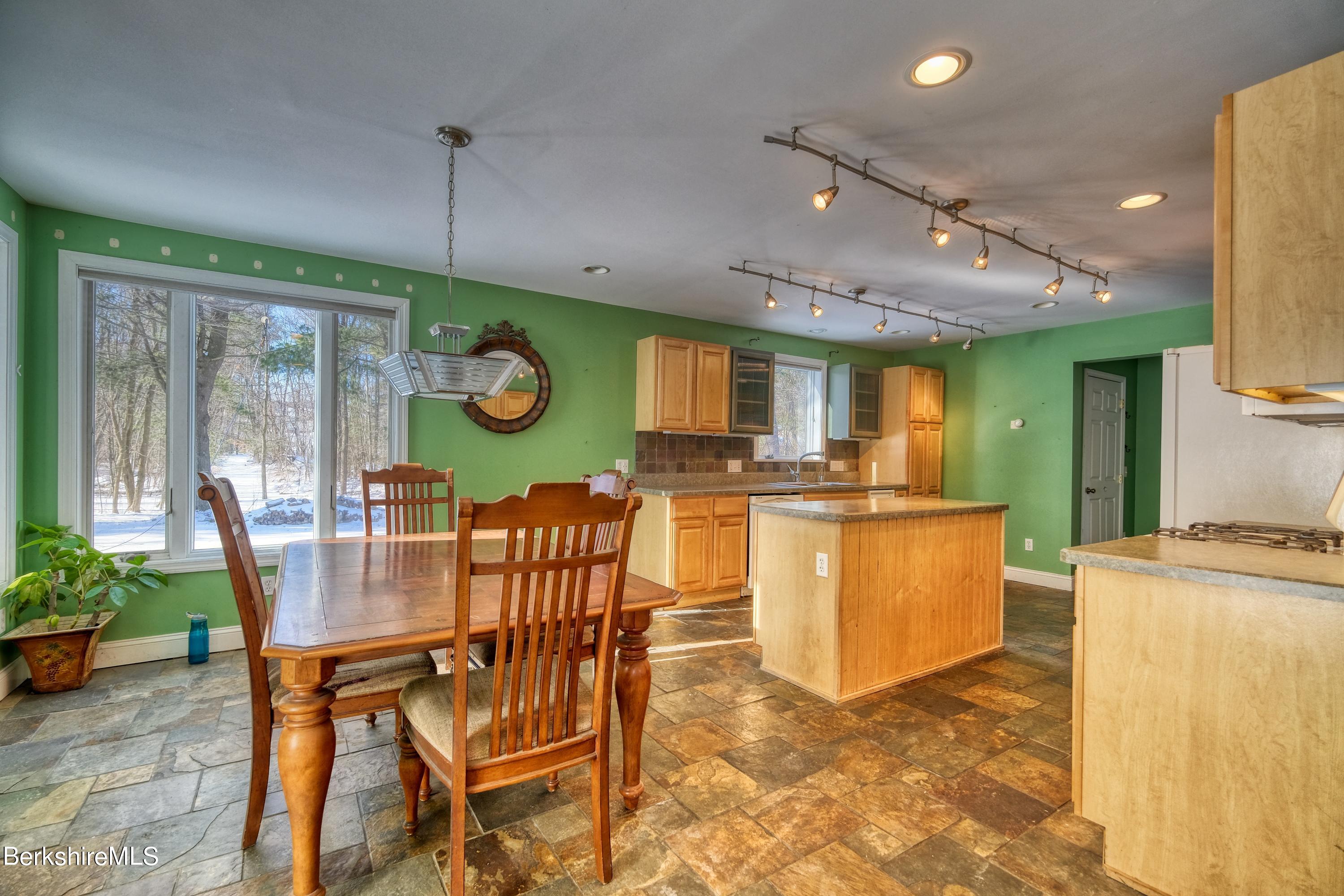 135 Ridge Avenue Pittsfield, MA 01201 - Photo 14 of 30 KITCHEN