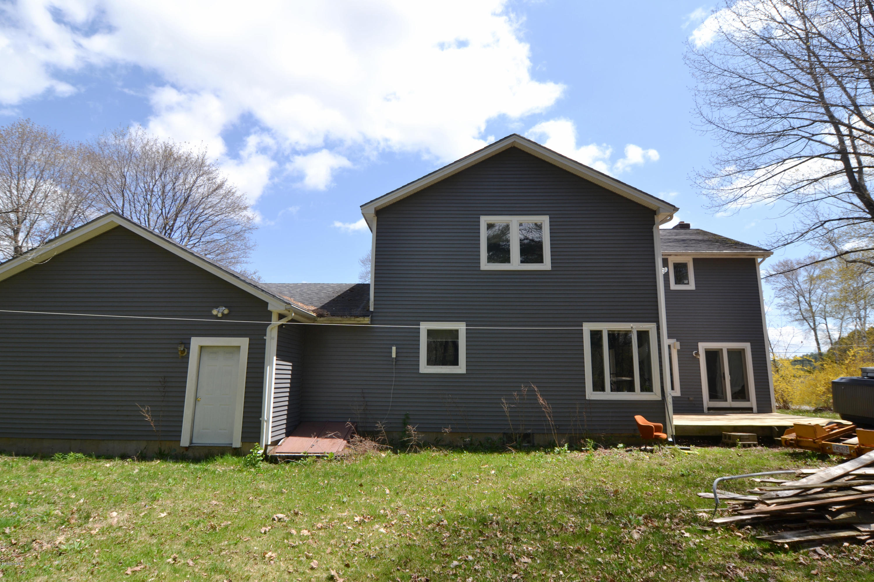 135 Ridge Avenue Pittsfield, MA 01201 - Photo 28 of 30 EXTERIOR - BACK