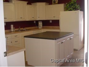 3223 Conifer Drive Springfield, IL 62711 - Photo 11 of 12