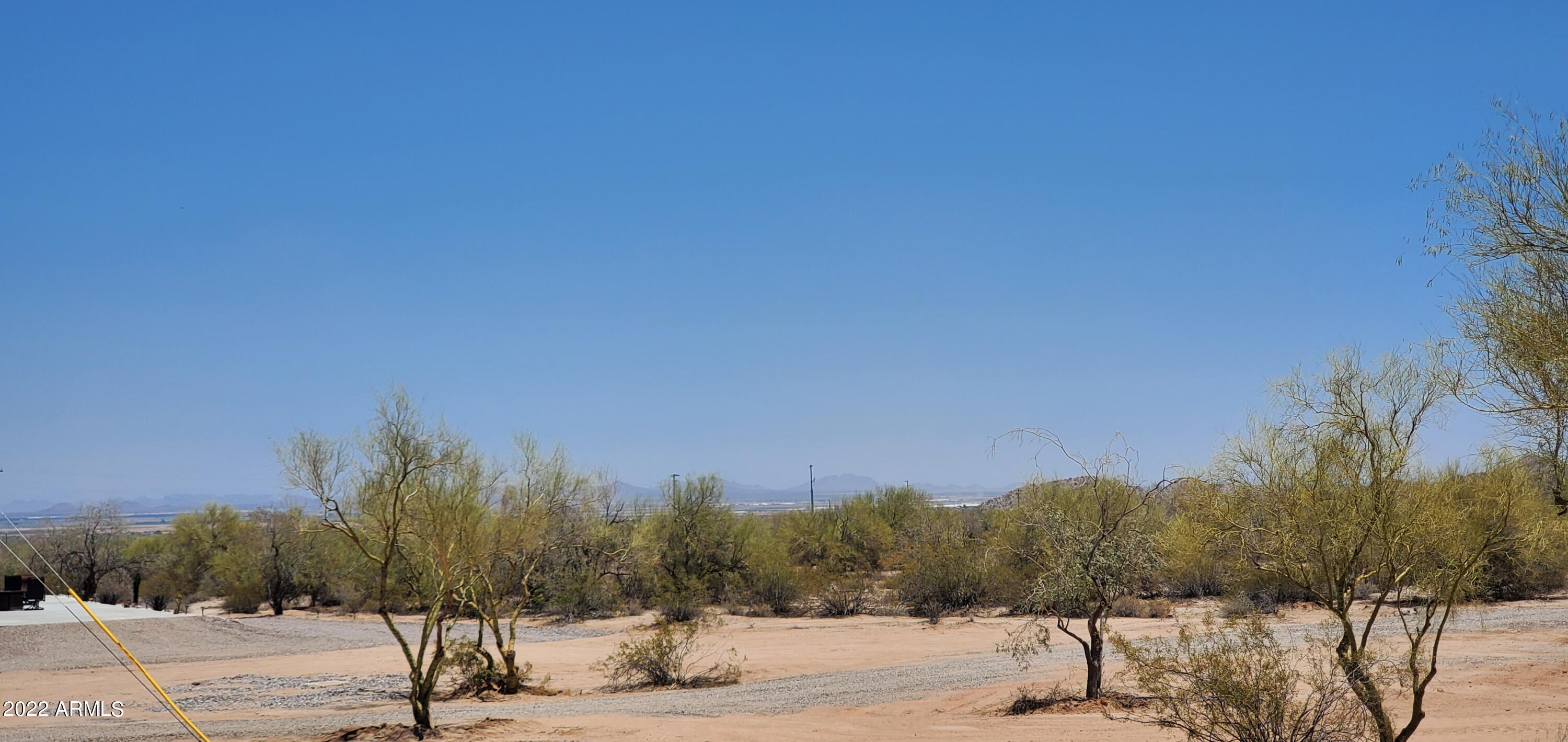 53515 West Fresno Road Maricopa, AZ 85139 - Photo 3 of 41 20220521_121110