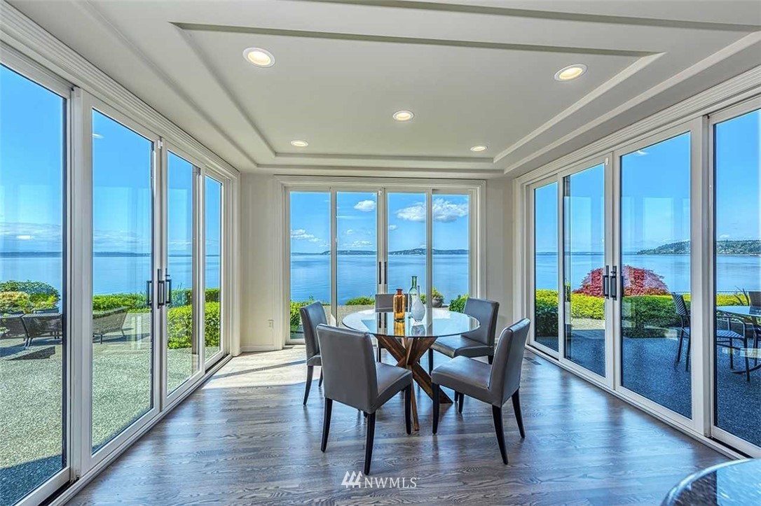 8707 Talbot Road Edmonds, WA 98026 - Photo 11 of 25