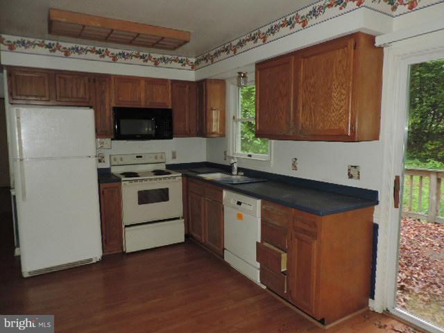 10480 Fish Hatchery Road Chestertown, MD 21620 - Photo 4 of 7 Kitchen