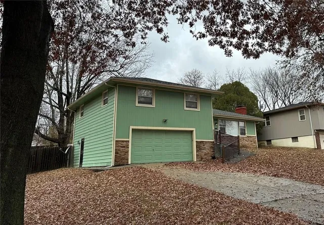 $200,000 | 5510 Agnes Avenue, Kansas City, MO 64130