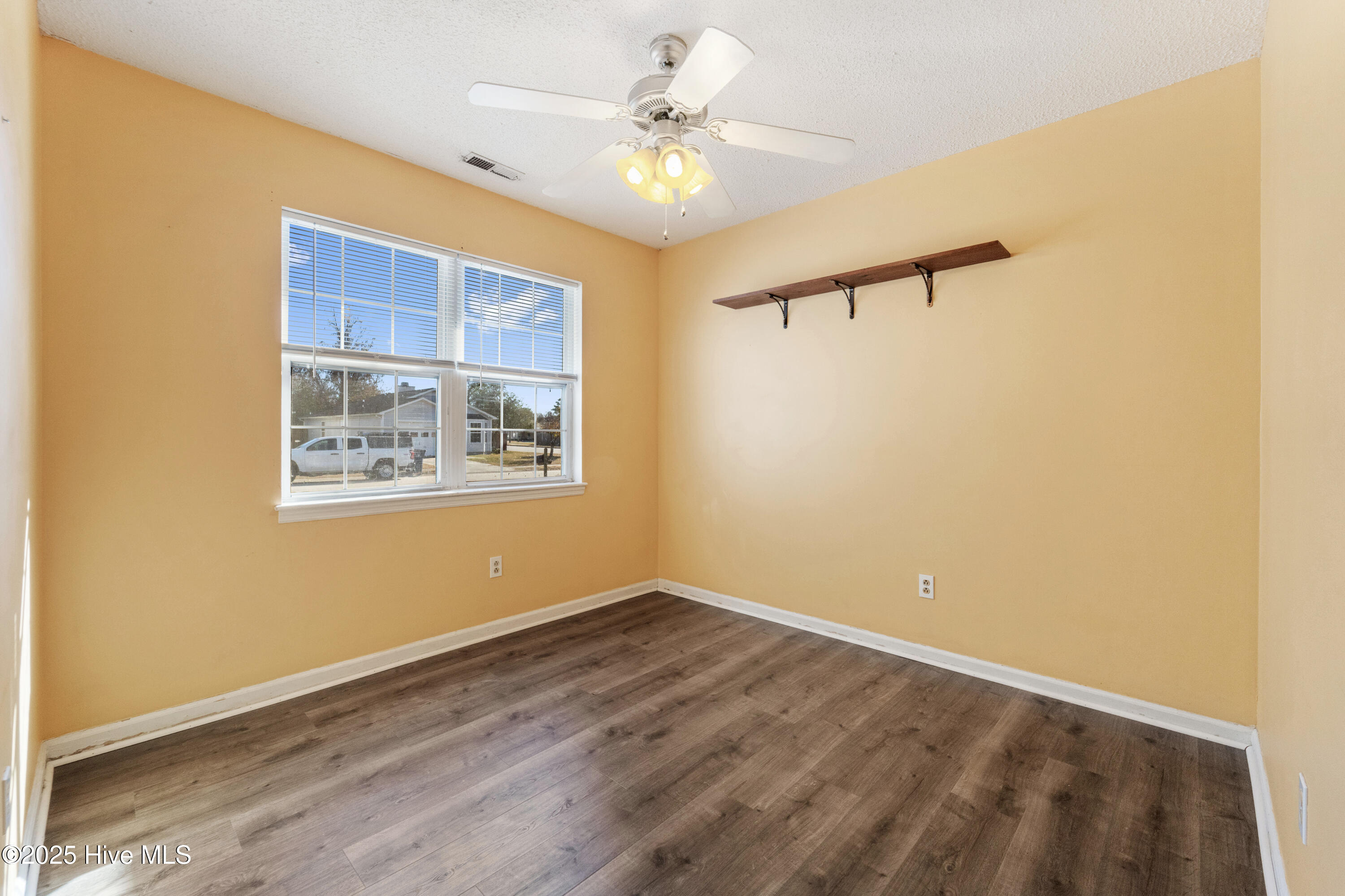 3003 East Windgate Court Jacksonville, NC 28546 - Photo 13 of 41 DSC03271