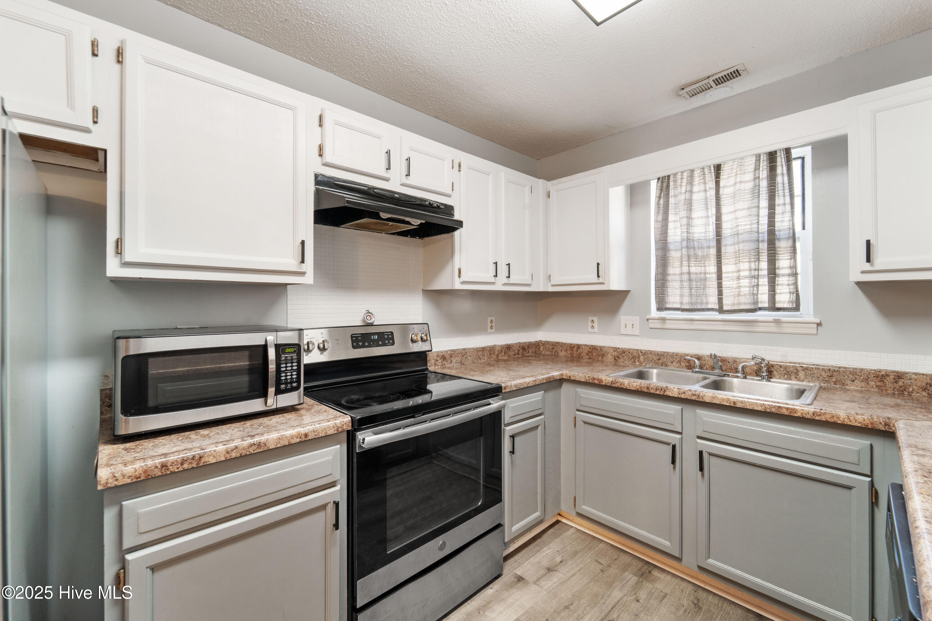 3003 East Windgate Court Jacksonville, NC 28546 - Photo 18 of 41 DSC03316