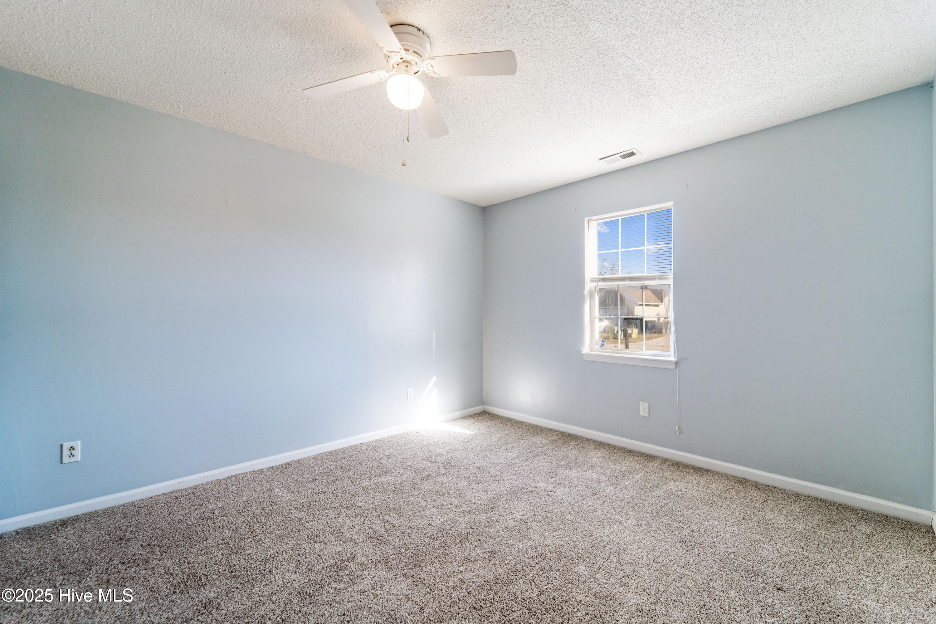 3003 East Windgate Court Jacksonville, NC 28546 - Photo 32 of 41 DSC03401