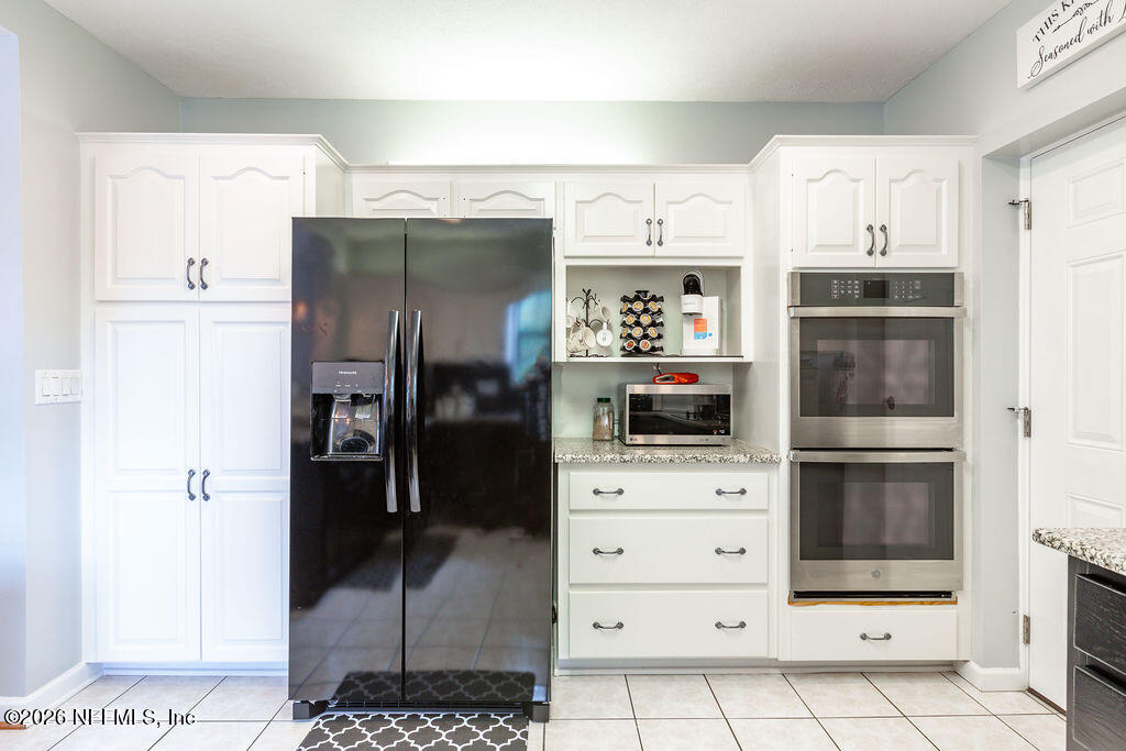 385 Southwest 2nd Avenue Lake Butler, FL 32054 - Photo 29 of 52 NormanKitchenOvenAndRefWall