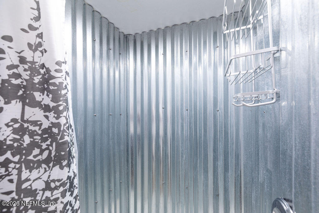 385 Southwest 2nd Avenue Lake Butler, FL 32054 - Photo 51 of 52 NormanLBTHShower