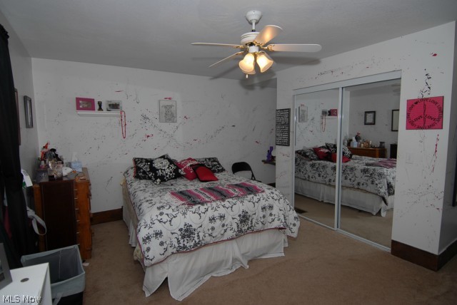 3760 Ridge Road Zanesville, OH 43701 - Photo 14 of 14 Bedroom #3 with ceiling fan, nice size closet for organizer
