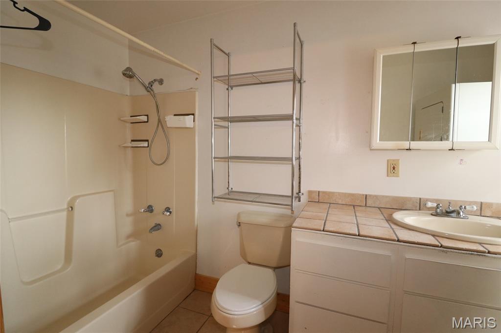 825 High Street Fulton, MO 65251 - Photo 7 of 66
