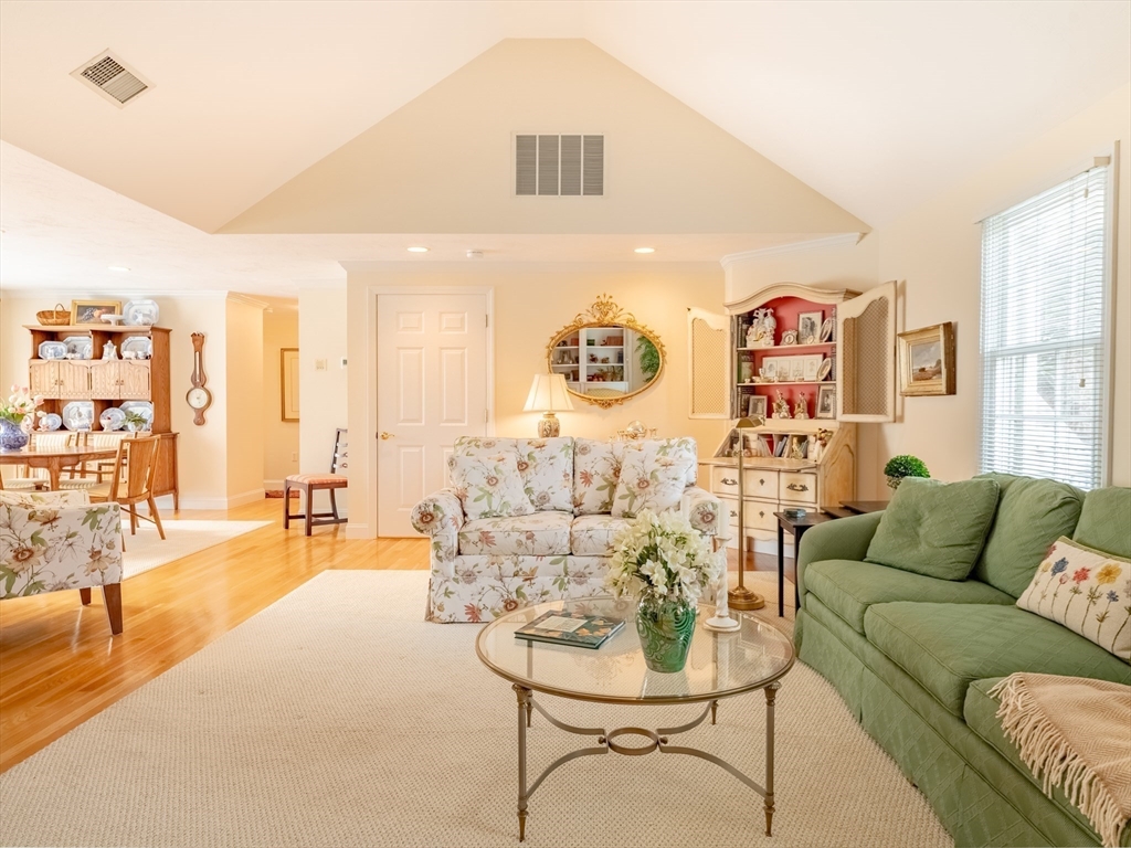 74 Tussock Brook Road, Unit 74 Duxbury, MA 02332 - Photo 4 of 42