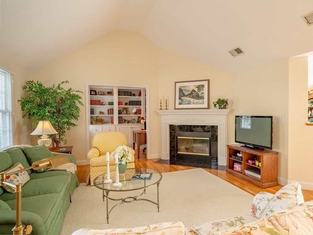 74 Tussock Brook Road, Unit 74 Duxbury, MA 02332 - Photo 7 of 42