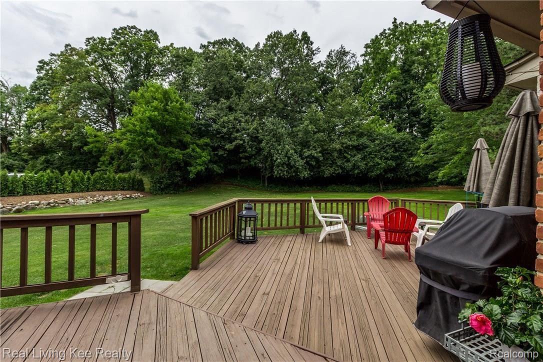 3767 Summit Ridge Drive Rochester, MI 48306 - Photo 60 of 66 Exterior 19.jpg