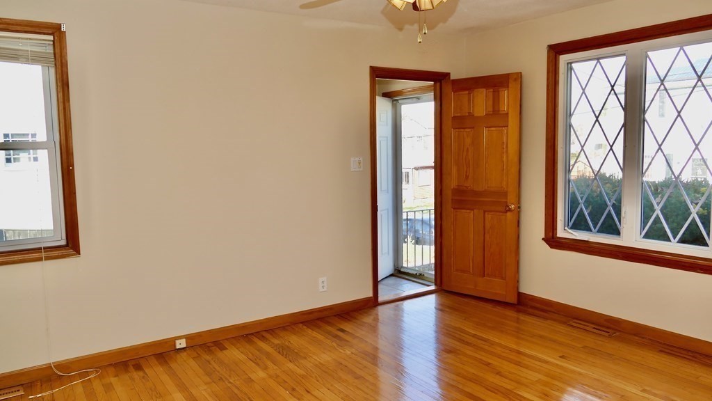 15 Bittern Road Quincy, MA 02169 - Photo 8 of 41 Gallery Image 8