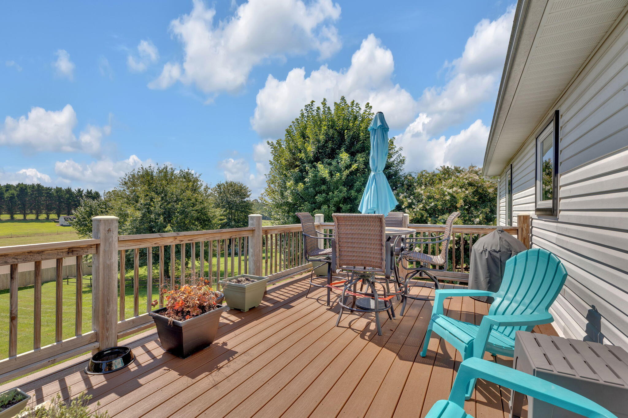 672 Riverside Road Bluff City, TN 37618 - Photo 18 of 27 18-web-or-mls-217A2459