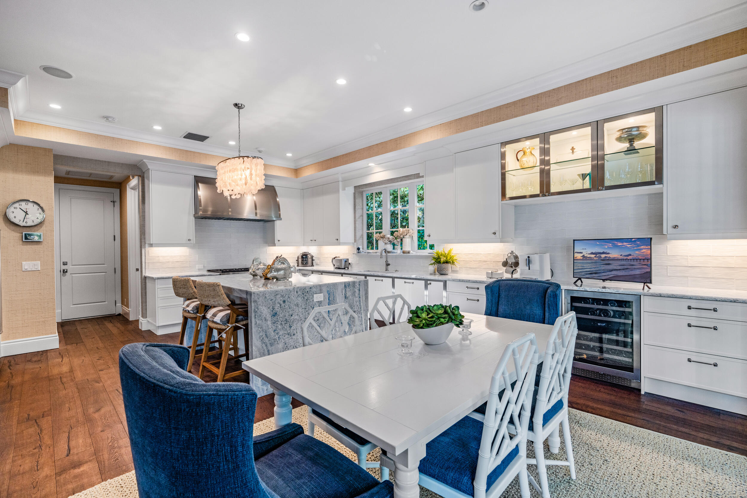 155 Beacon Lane Jupiter Inlet Colony, FL 33469 - Photo 15 of 57 Kitchen/Dining
