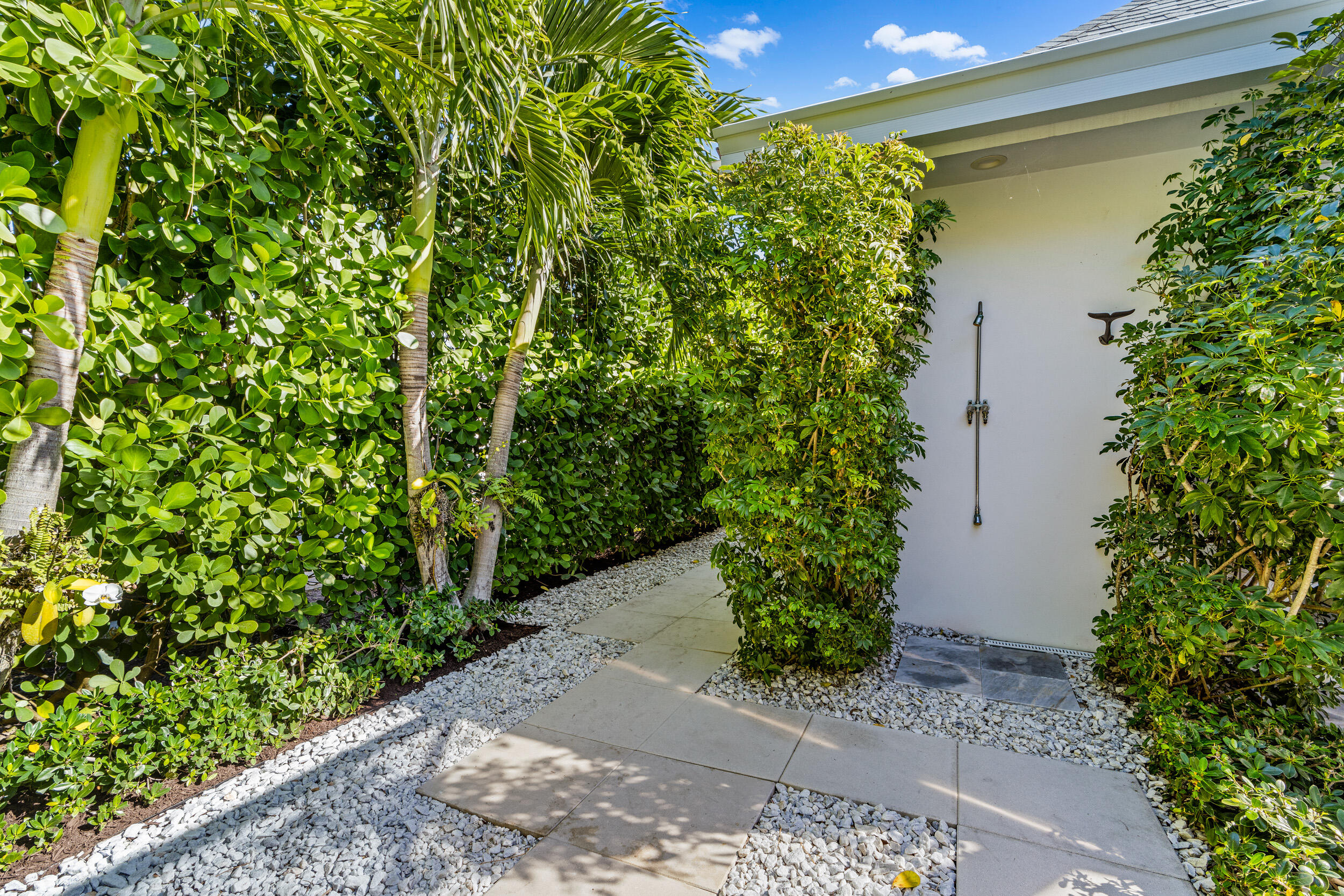 155 Beacon Lane Jupiter Inlet Colony, FL 33469 - Photo 44 of 57 Outdoor Shower