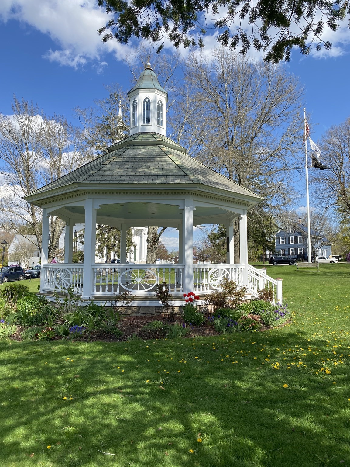 91 Burbank Road Sutton, MA 01590 - Photo 14 of 16 Gallery Image 14