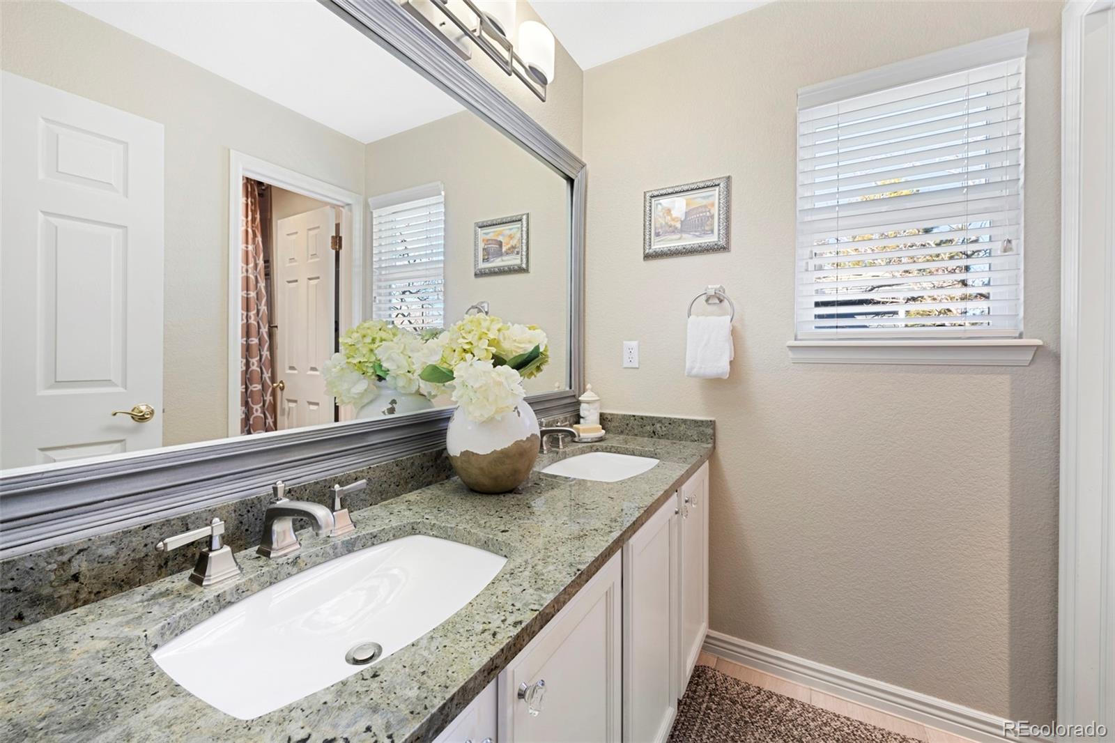 9199 Fox Fire Way Highlands Ranch, CO 80129 - Photo 32 of 49 Gallery Image 32