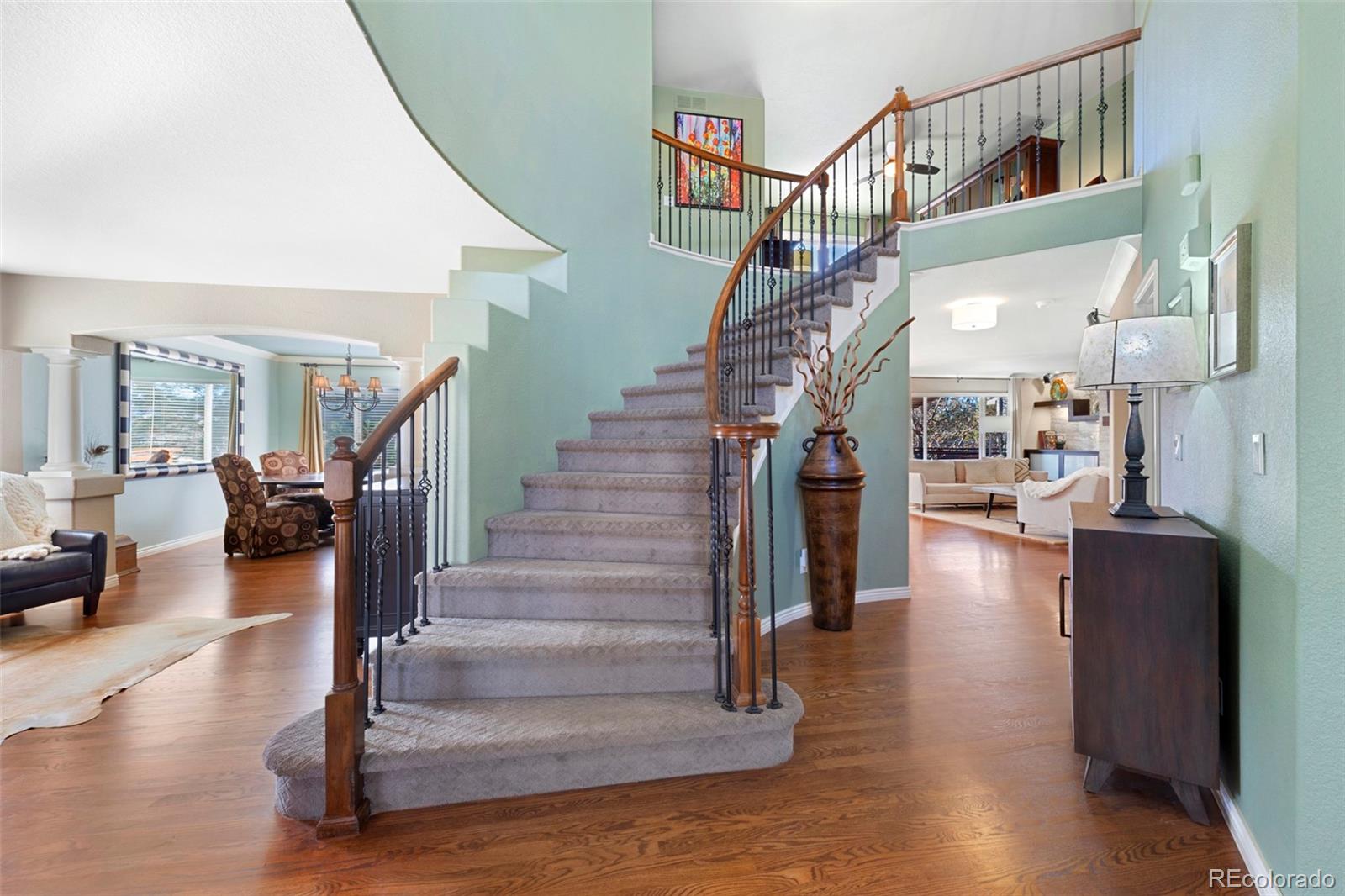 9199 Fox Fire Way Highlands Ranch, CO 80129 - Photo 7 of 49 Gallery Image 7