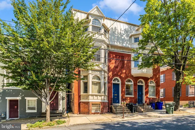 $1,800 | 125 West Church Street, Unit B, Frederick, MD 21701