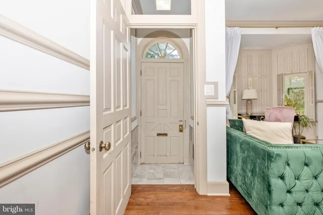 $1,800 | 125 West Church Street, Unit B, Frederick, MD 21701