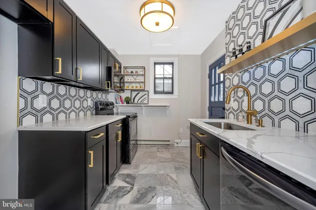 $1,800 | 125 West Church Street, Unit B, Frederick, MD 21701