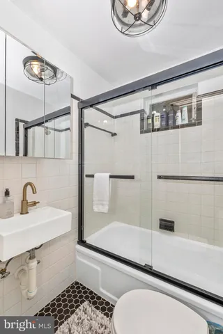 $1,800 | 125 West Church Street, Unit B, Frederick, MD 21701