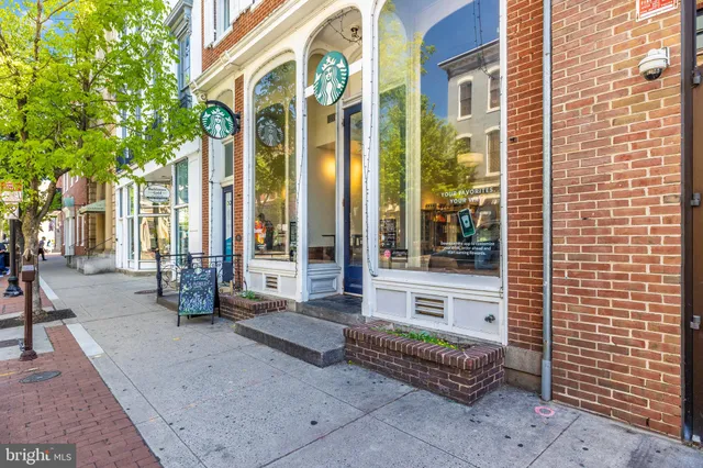 $1,800 | 125 West Church Street, Unit B, Frederick, MD 21701