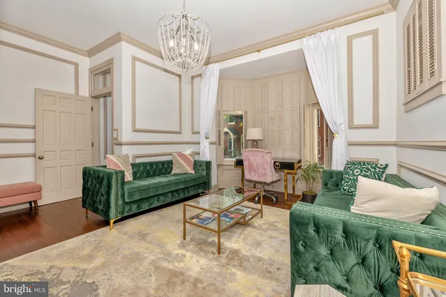 $1,800 | 125 West Church Street, Unit B, Frederick, MD 21701