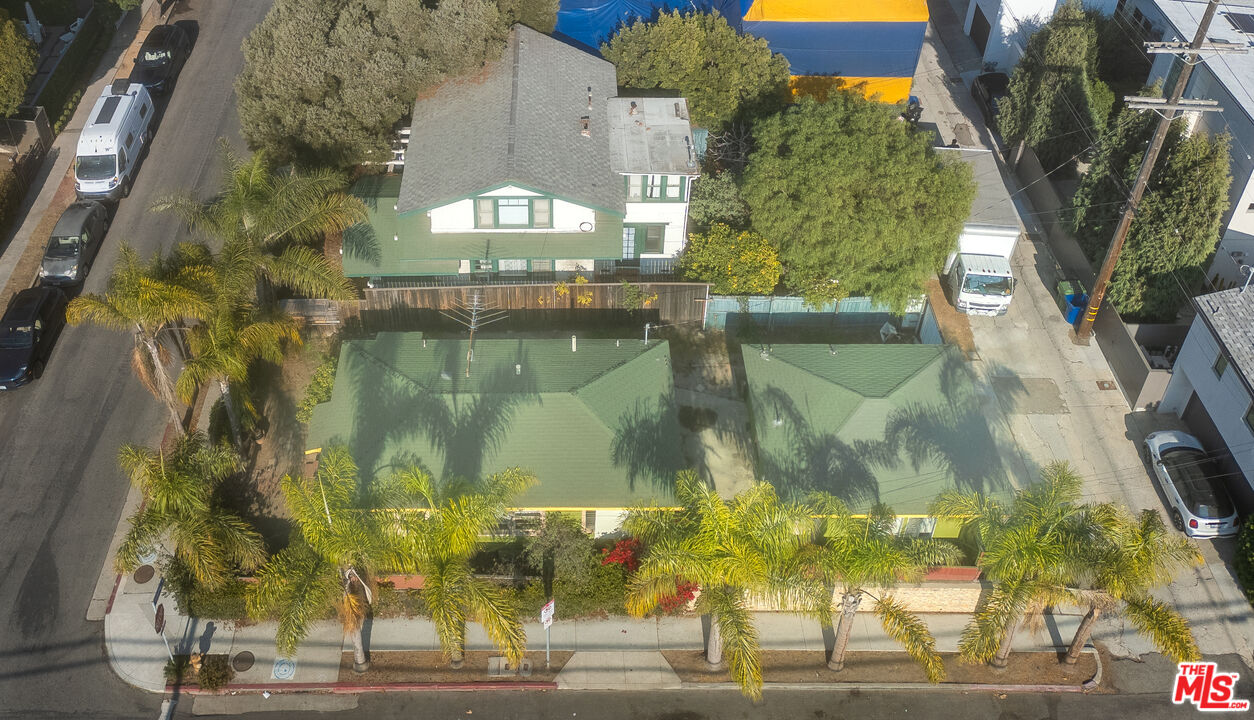 802 Superba Avenue Venice, CA 90291 - Photo 13 of 16 a swimming pool with view of tree